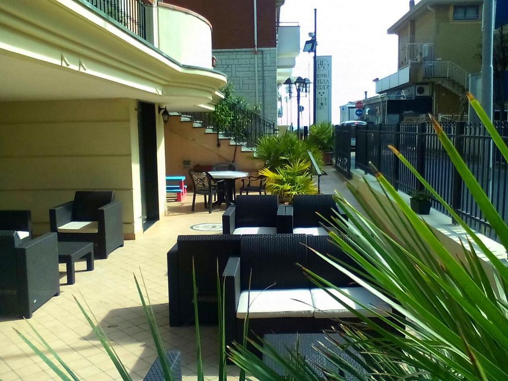 Hotel Perla Verde Rímini Exterior foto