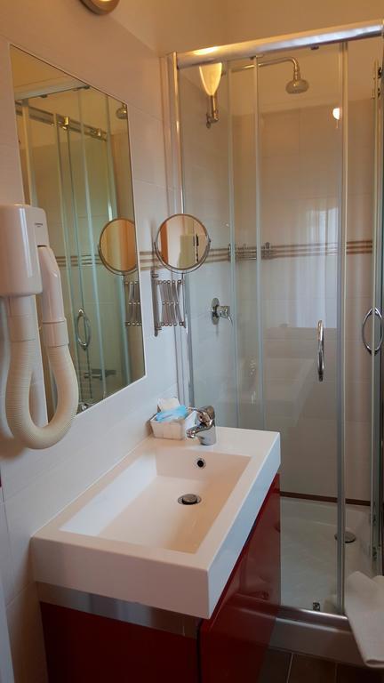 Hotel Perla Verde Rímini Habitación foto